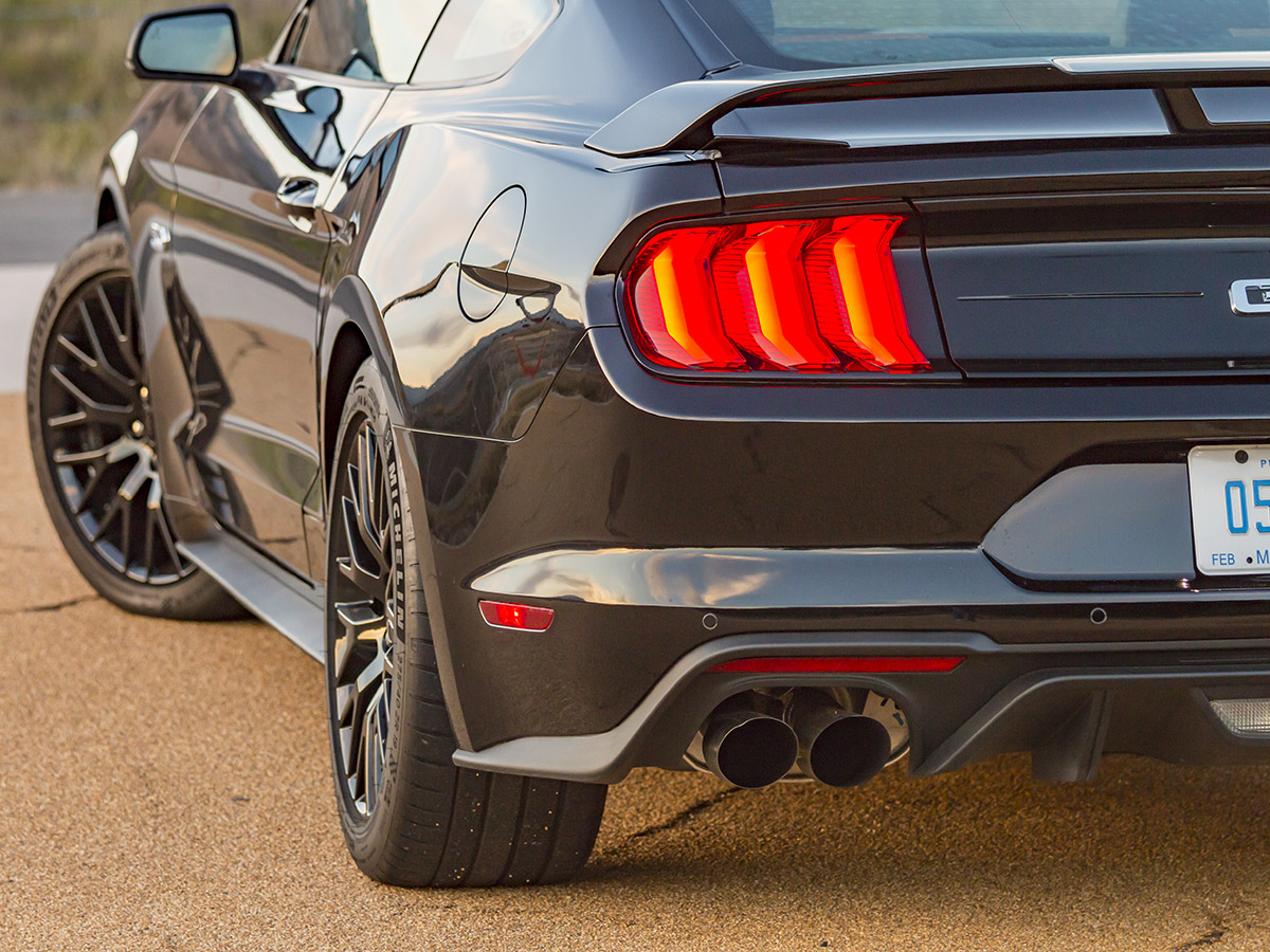28 2018 Ford Mustang GT Exterior KBB