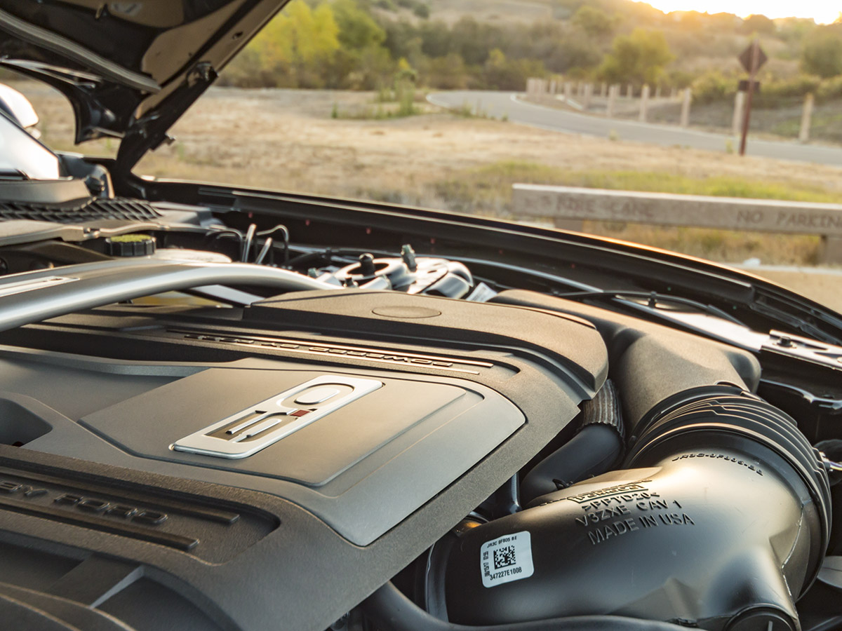 31 2018 Ford Mustang GT Engine KBB