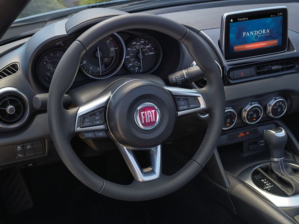 33 2017 Fiat 124 Spider