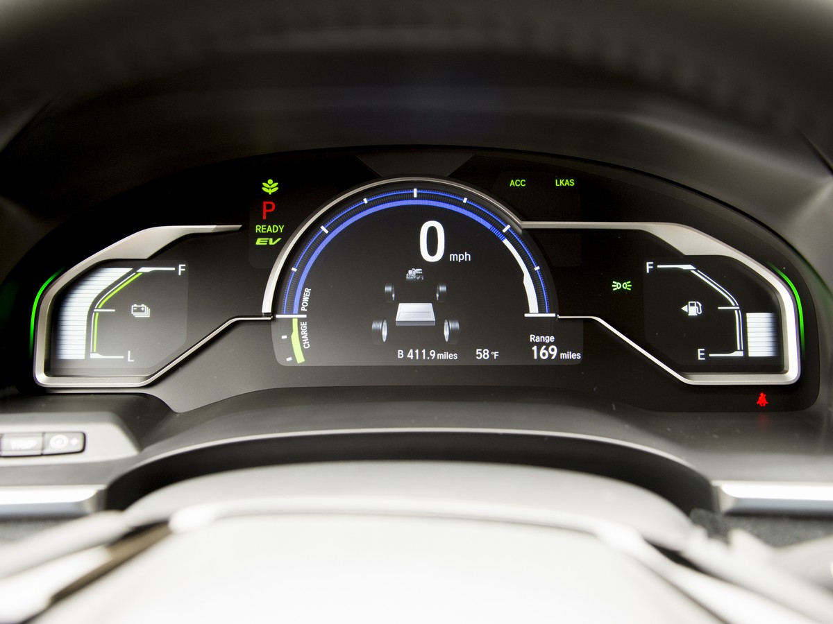 34 2019 Honda Clarity KBB