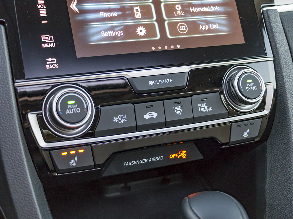 35 2017 Honda Civic Touring Interior KBB