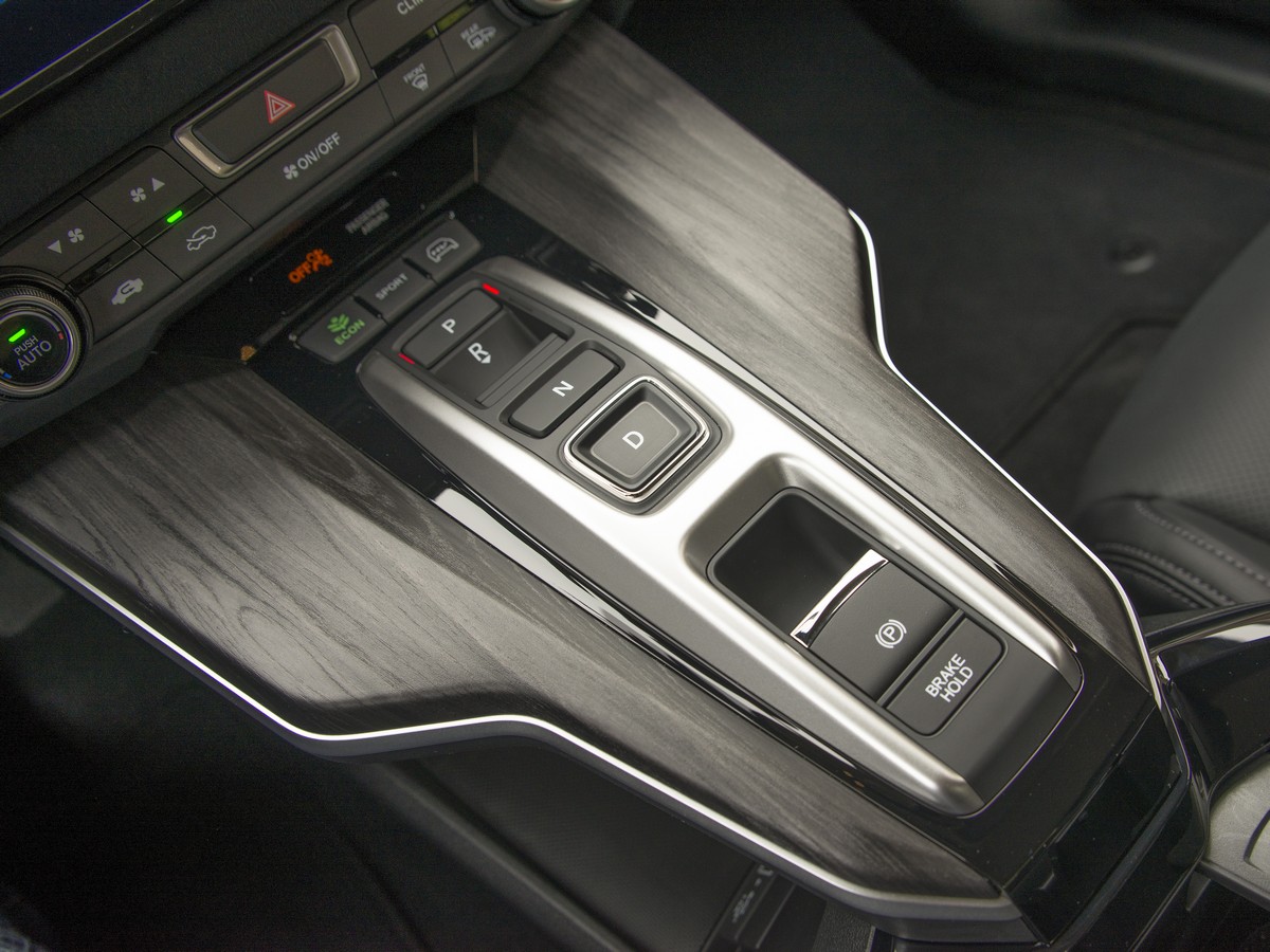 35 2019 Honda Clarity KBB