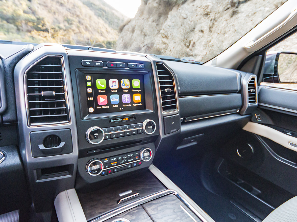 36 2018 Ford Expedition Platinum Interior KBB