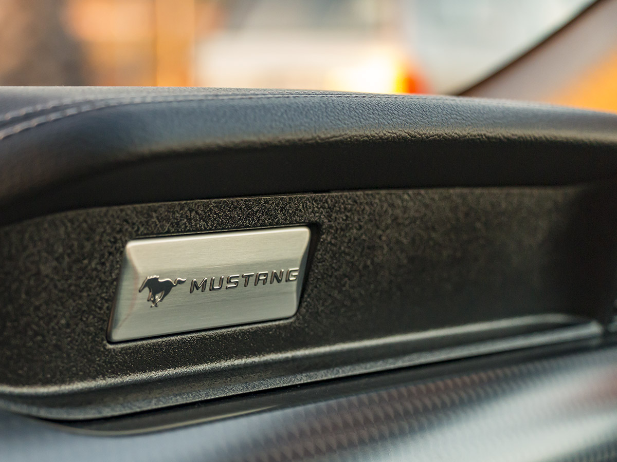 37 2018 Ford Mustang EcoBoost Interior KBB