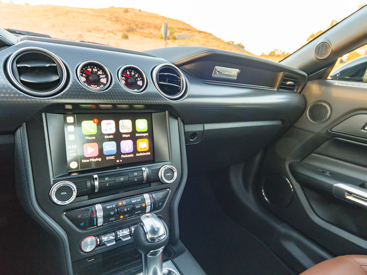 37 2018 Ford Mustang GT Interior KBB