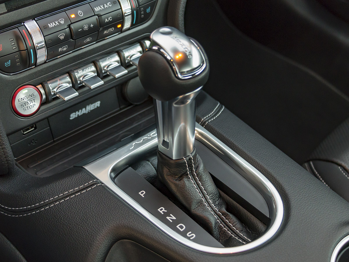 38 2018 Ford Mustang EcoBoost Interior KBB