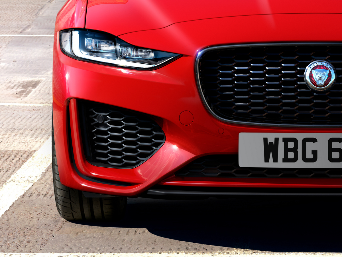 3a 2020 Jaguar Xe Red Oem