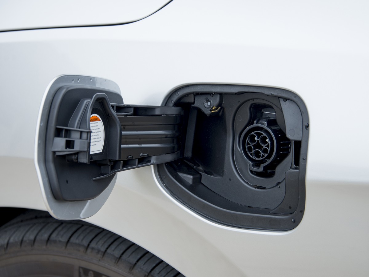 43 2019 Honda Clarity KBB