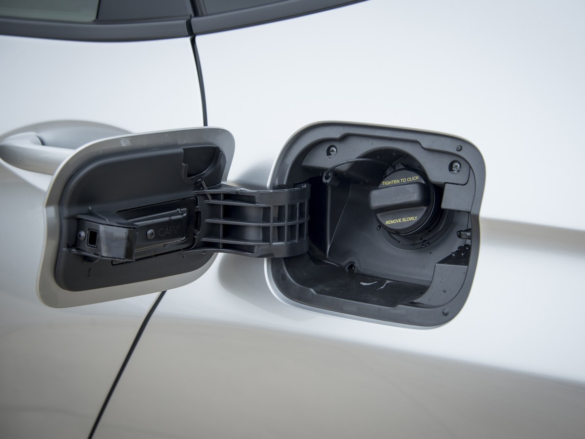 44 2019 Honda Clarity KBB