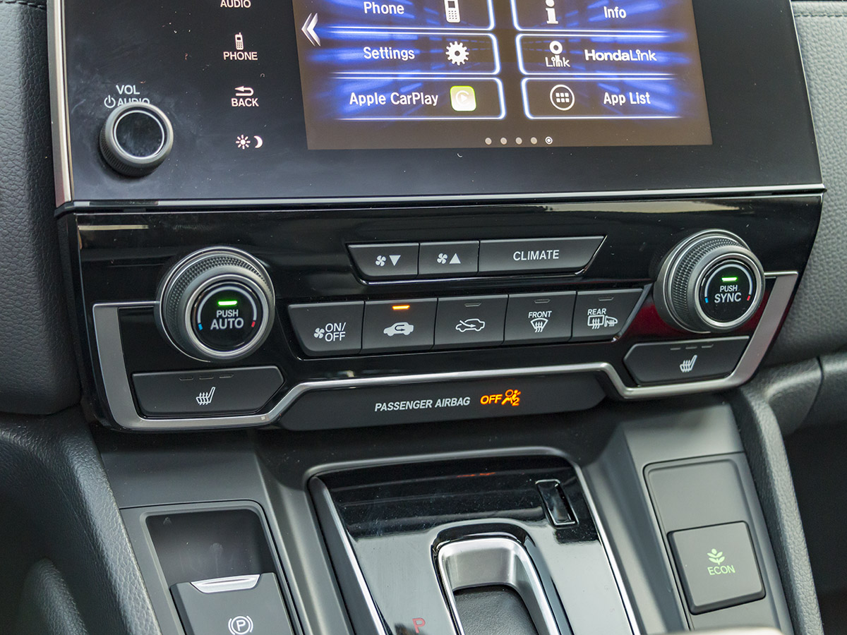 46 2017 Honda CR V Interior BB KBB
