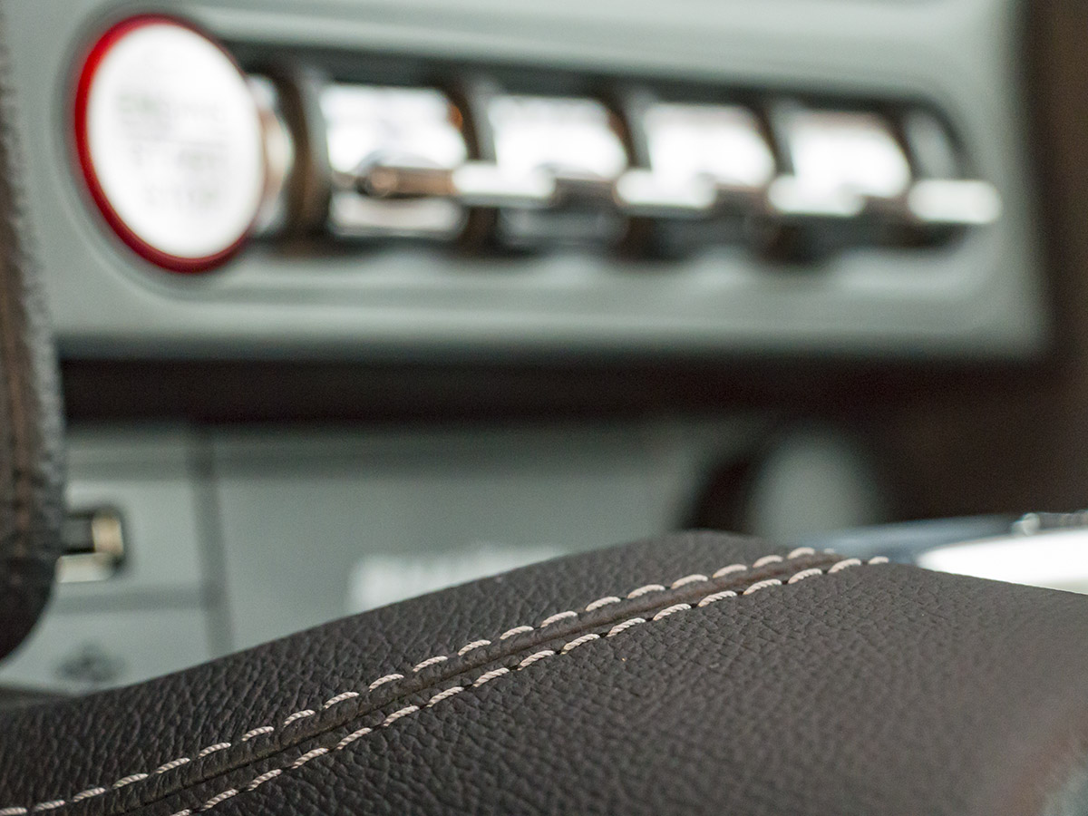 46 2018 Ford Mustang EcoBoost Interior KBB