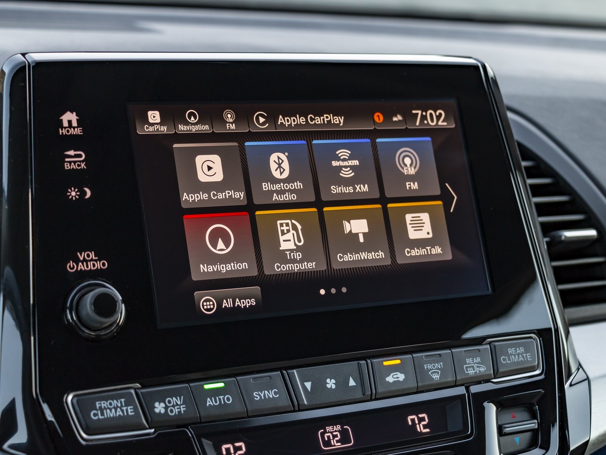 47 2018 Honda Odyssey LT Interior KBB