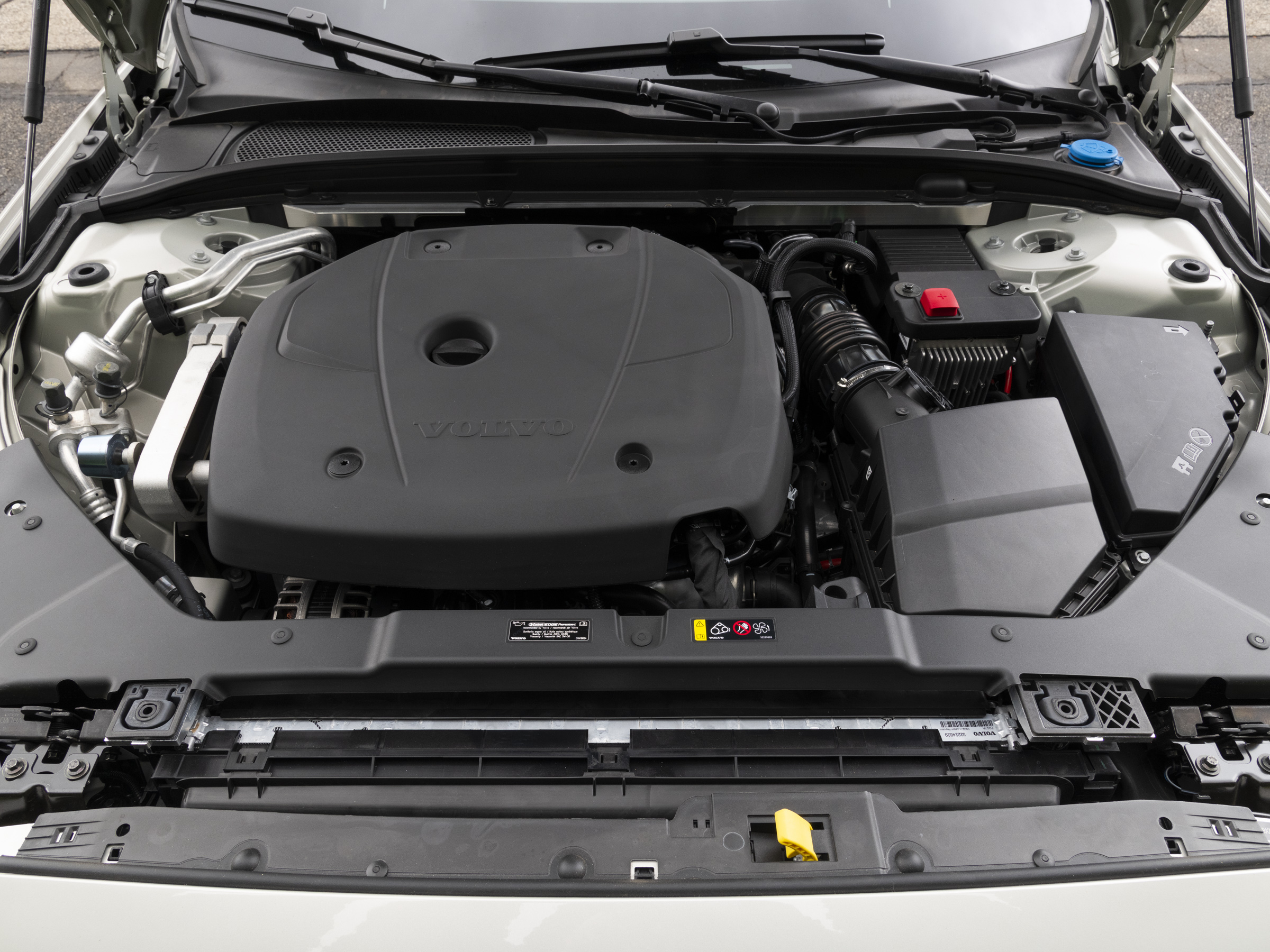 47 2020 Volvo S60 KBB