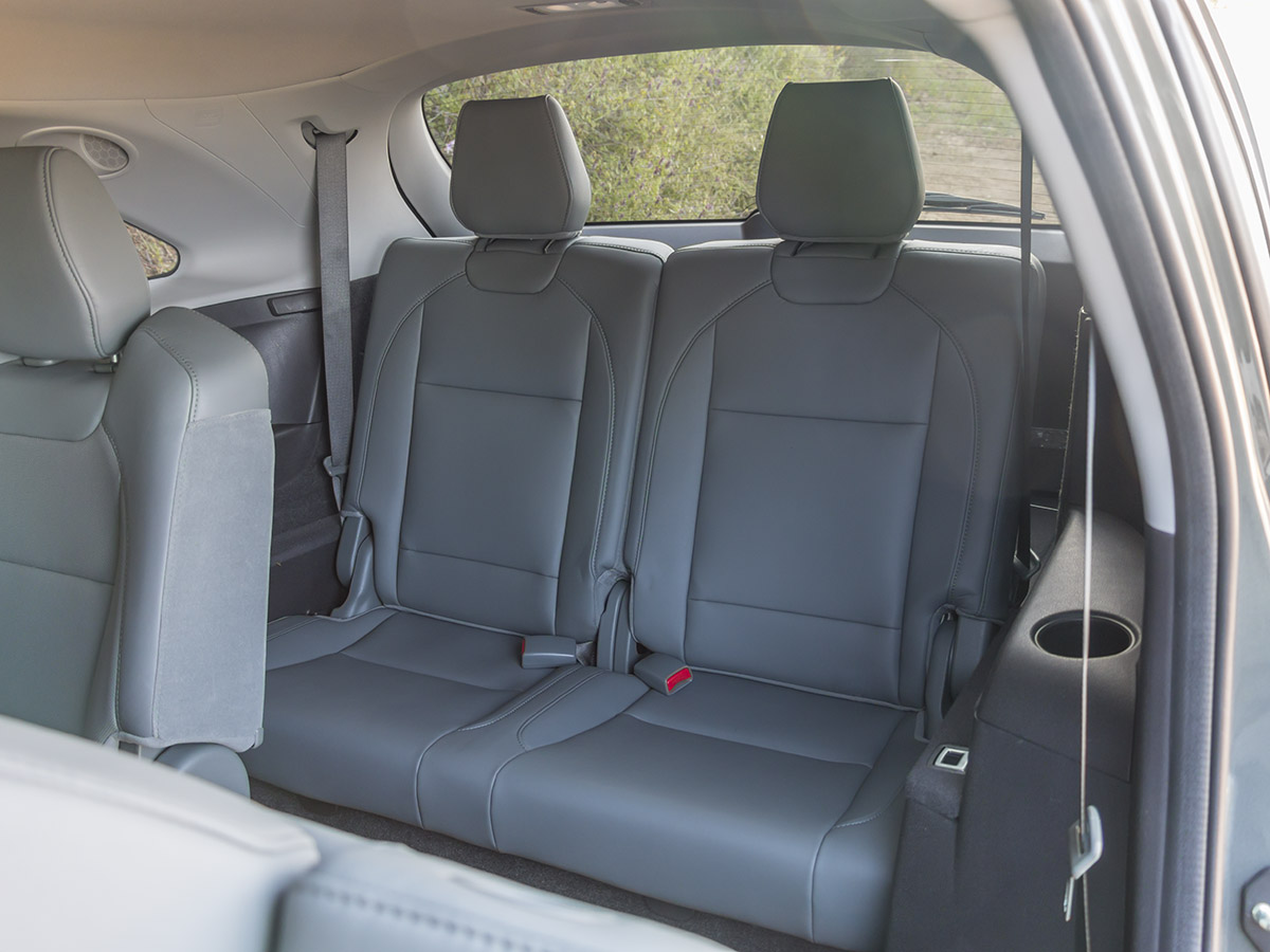 51 2016 Acura MDX Long Term Interior