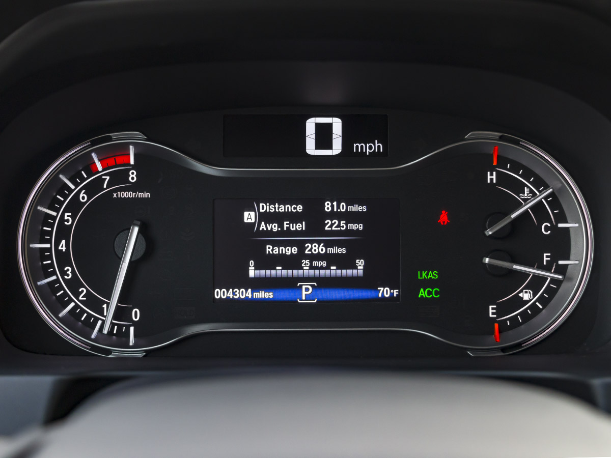 51 2017 Honda Pilot Interior KBB