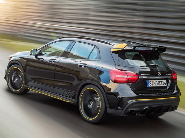 52 2018 Mercedes AMG GLA45 4matic