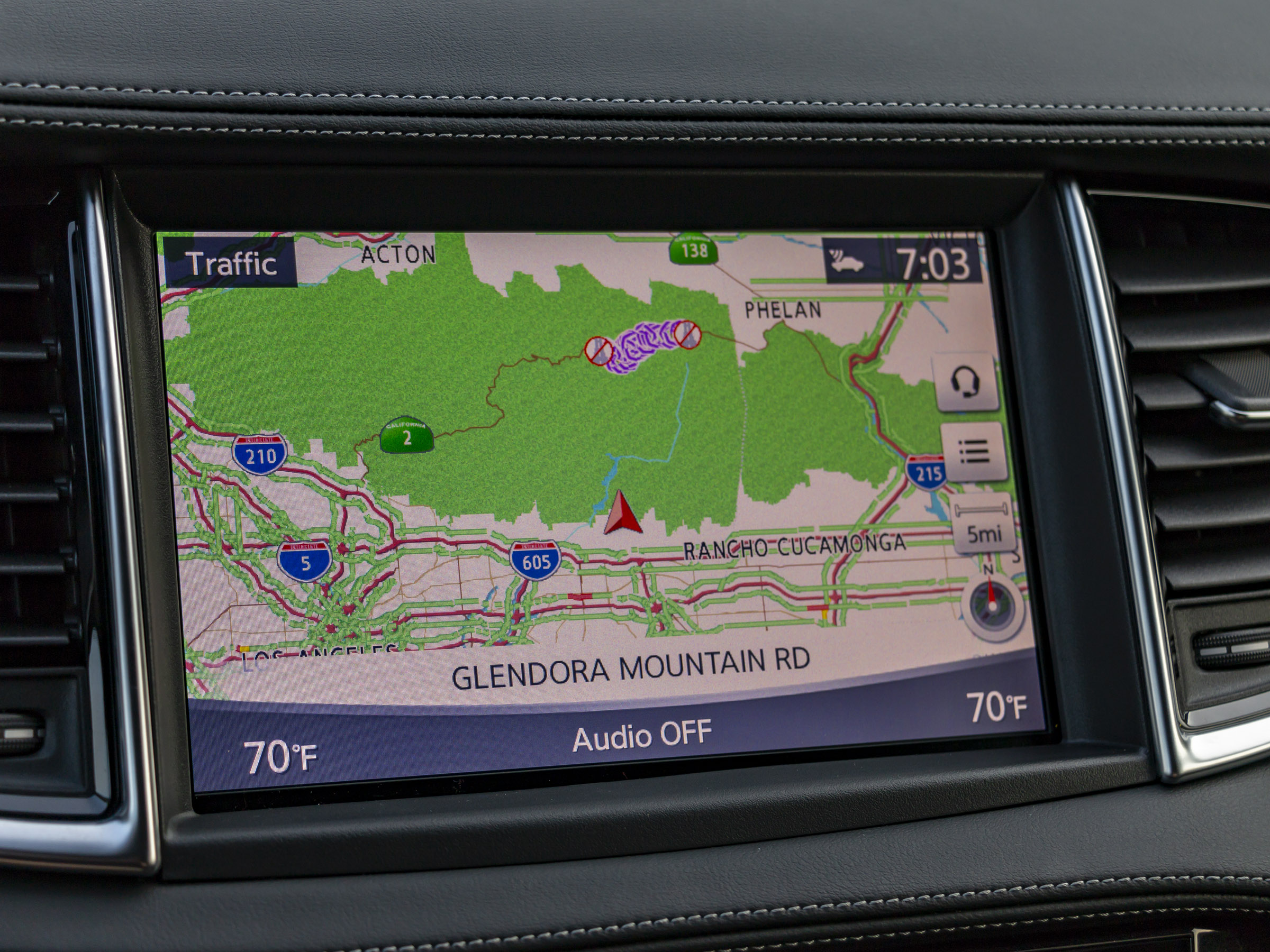 52 2019 Infiniti QX50 LT Interior KBB
