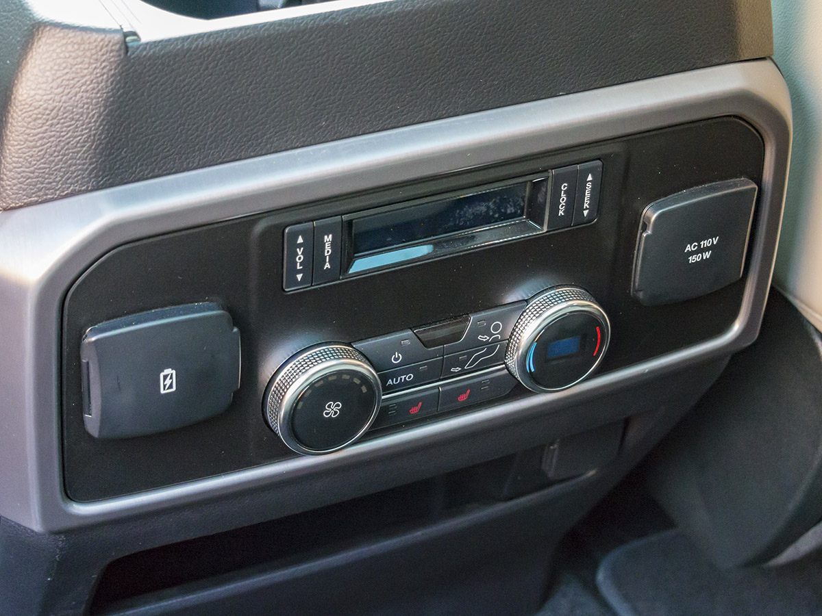 67 2018 Ford Expedition Platinum Interior KBB