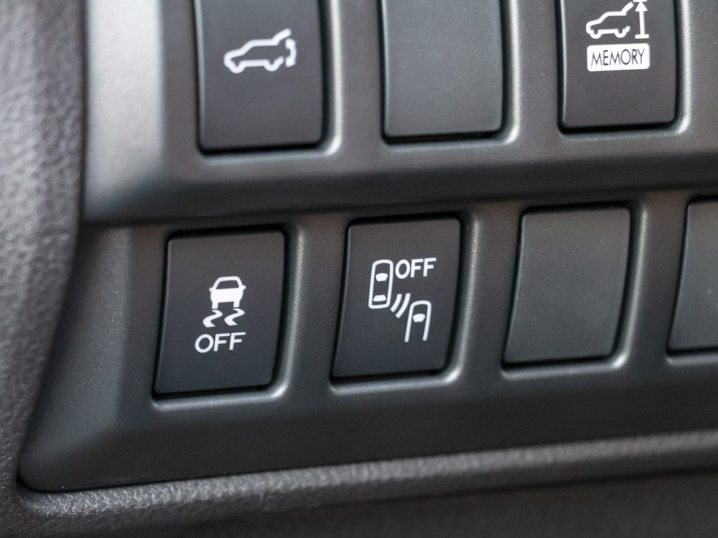 79 2019 Subaru Ascent LT Interior KBB