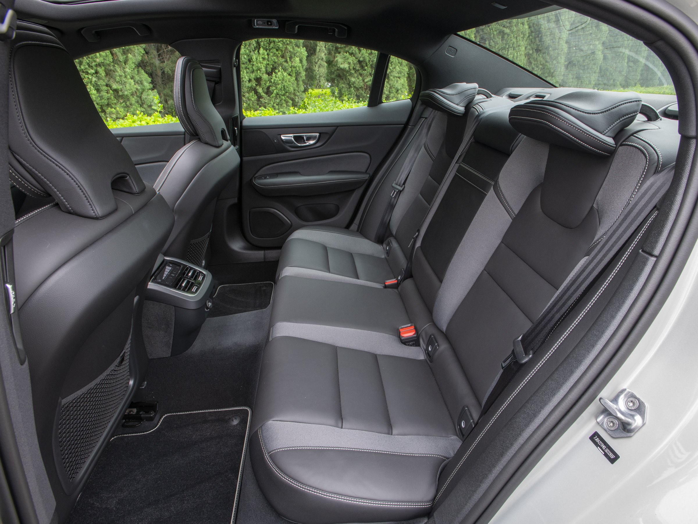 80 2020 Volvo S60 KBB