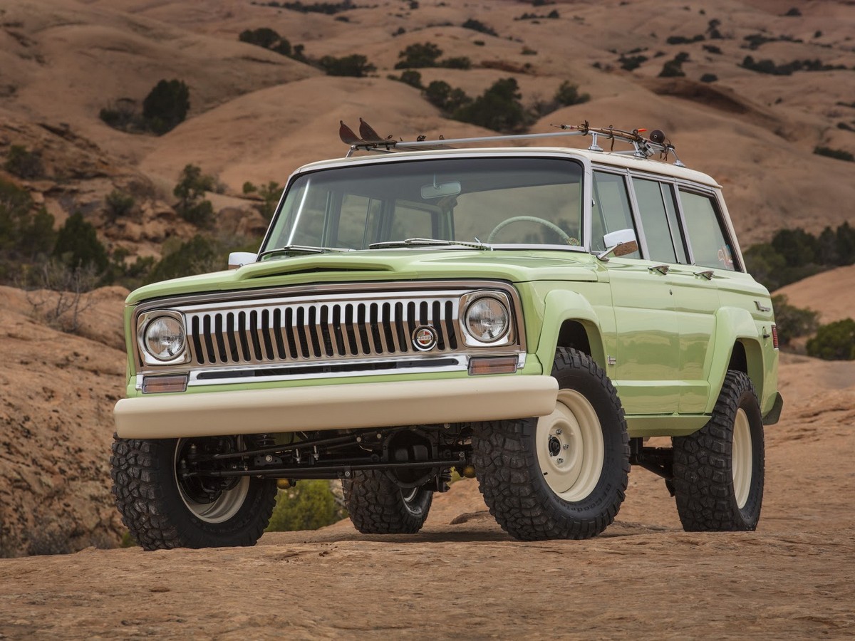 Roadtrip Wagoneer 002