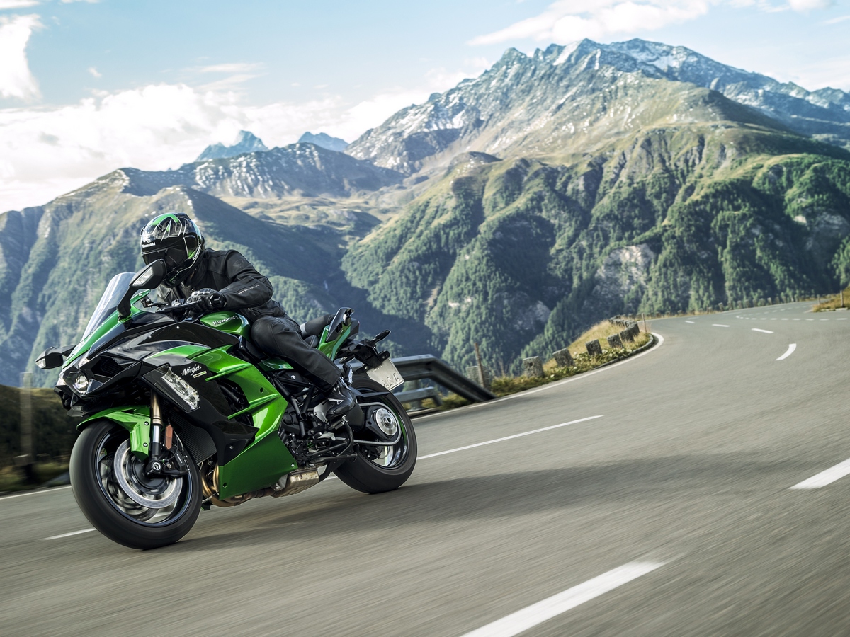 Hi 18MY Ninja H2 SX Angle 18a Tracking Solo 1