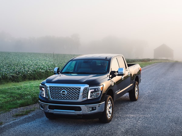 01 2018 Nissan Titan Oem