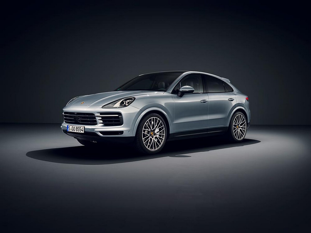 01 2020 Porsche Cayenne S Oem