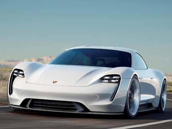 01 Porsche Mission E Concept