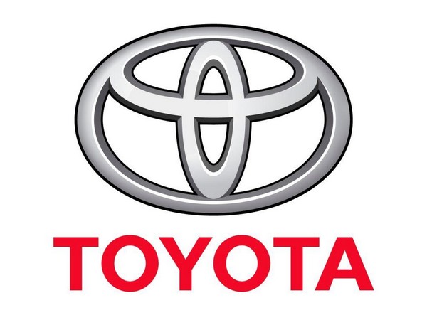 01 Toyota Logo