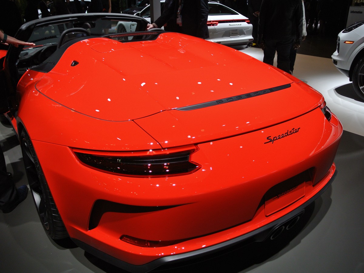03 2020 Porsche 911 Speedster Live