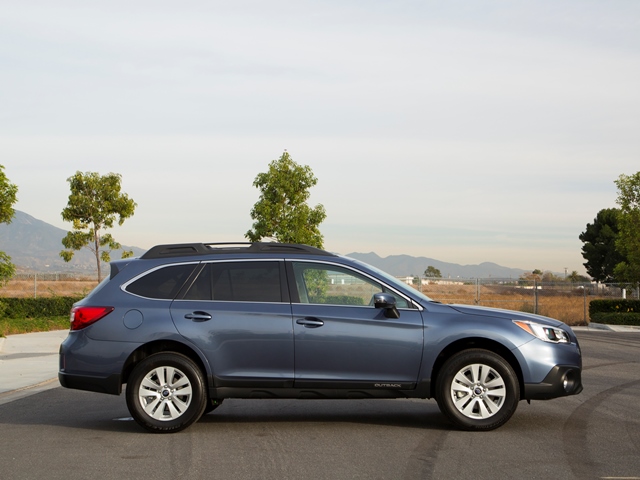 04 2016 Subaru Outback FC 640