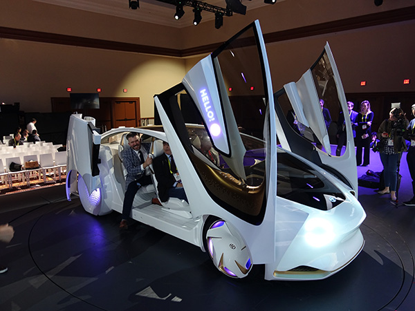 04 Toyota Concept 1