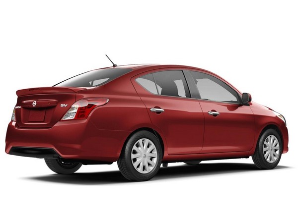 05 2017 Nissan Versa Sedan