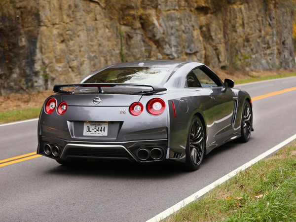 07 2018 Nissan Gtr Oem