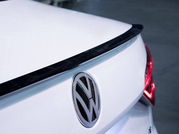 08 2018 Vw Passat Gt Oem