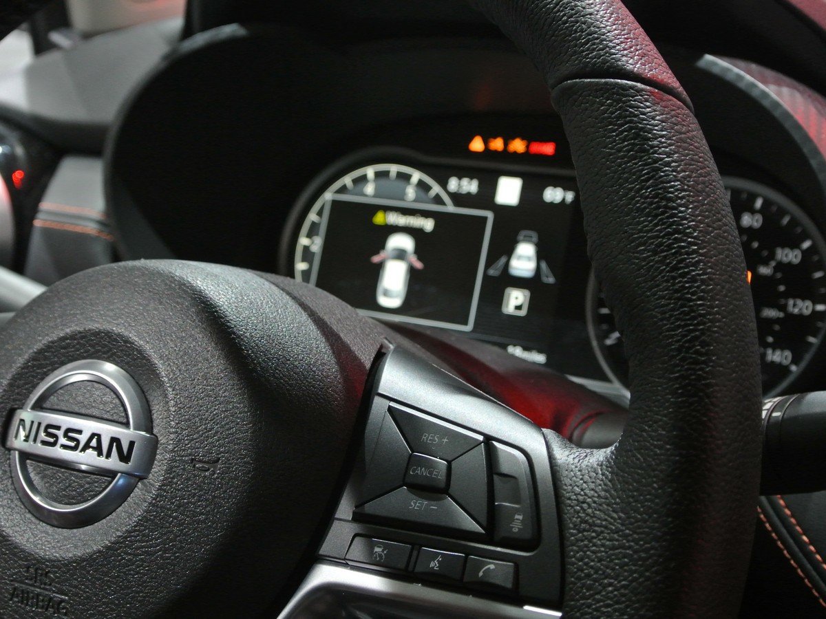 08 2020 Nissan Versa Live