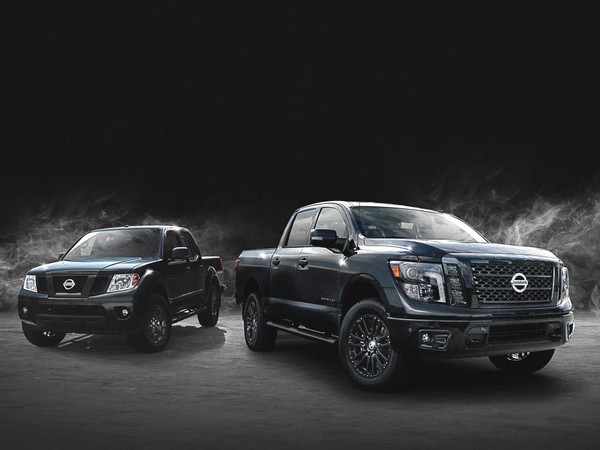 09 2018 Nissan Frontier Titan Midnight Edition Group