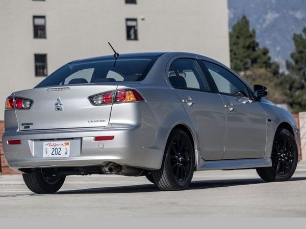 11 2017 Mitsubishi Lancer Limited Edition
