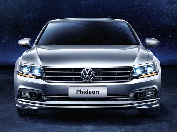 12 Volkswagen Phideon
