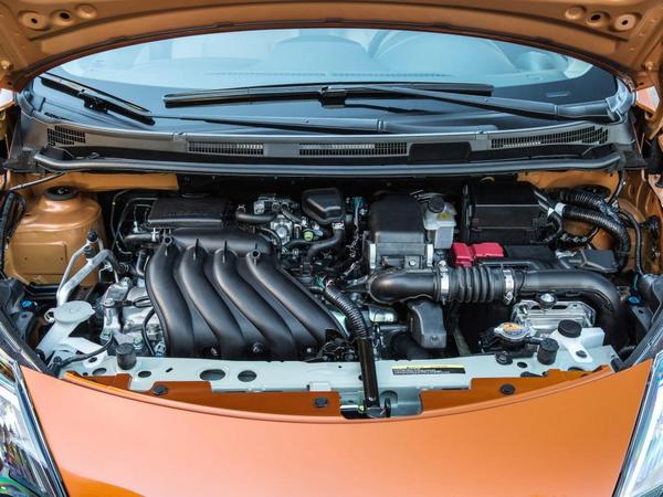 13 2017 Nissan Versa Note