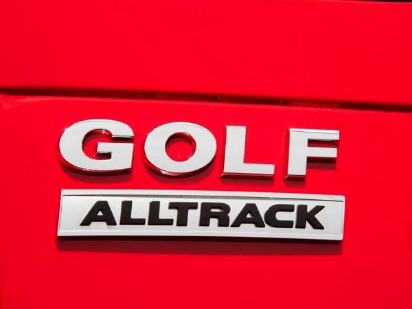 14 2016 Volkswagen Golf Alltrack