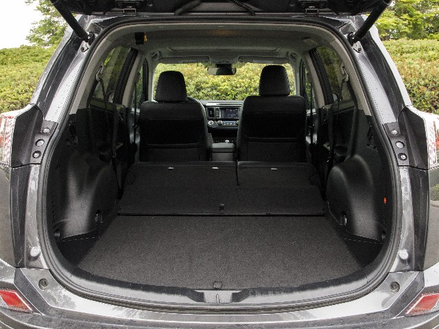 14 2017 Toyota Rav4 Comparo