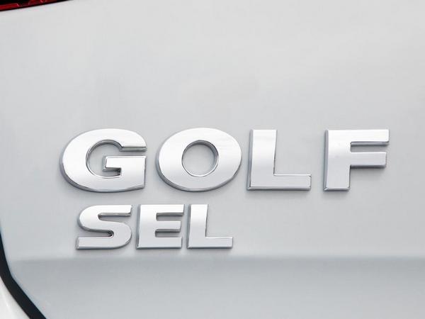 16 2018 Volkswagen Golf