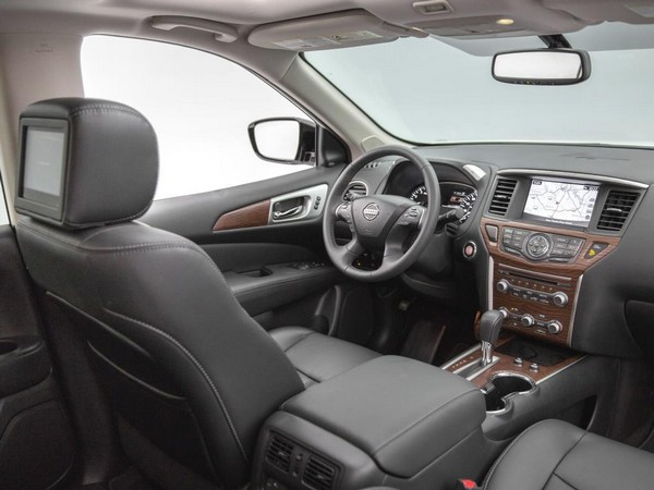 17 2017 Nissan Pathfinder (1)