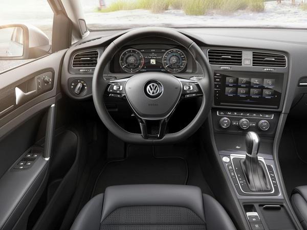 19 2017 Vw Golf Gti