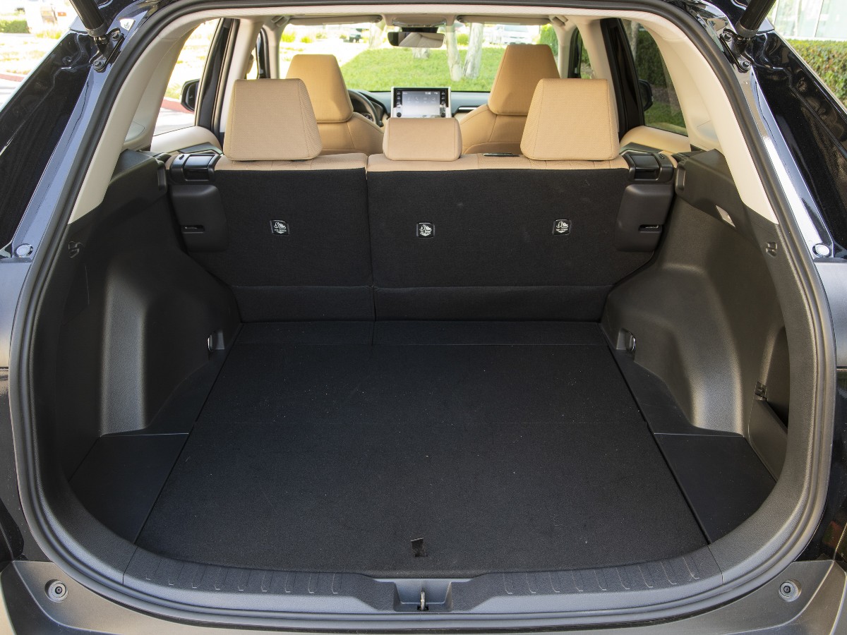 20 2019 Toyota Rav4 Black Kbb