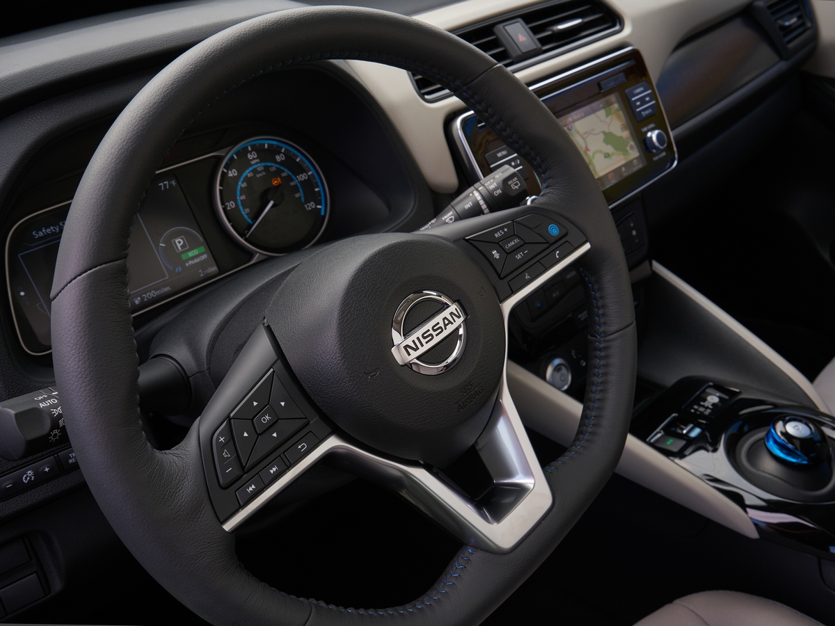 2018 Nissan Leaf 23