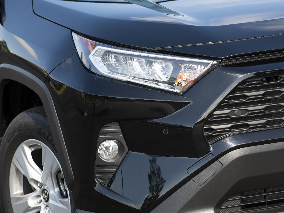 23 2019 Toyota Rav4 Black Kbb