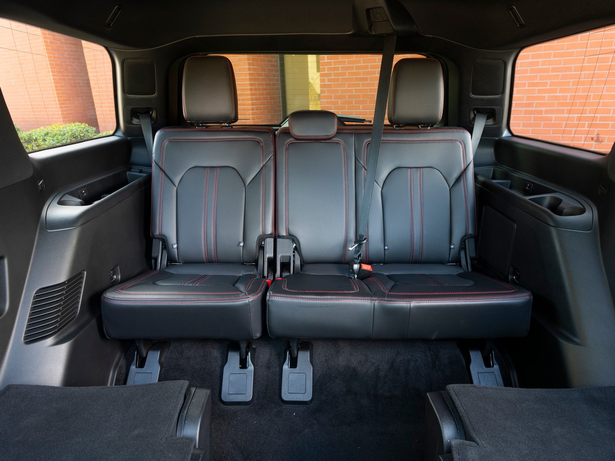 24-2019-ford-expedition-bb-kbb